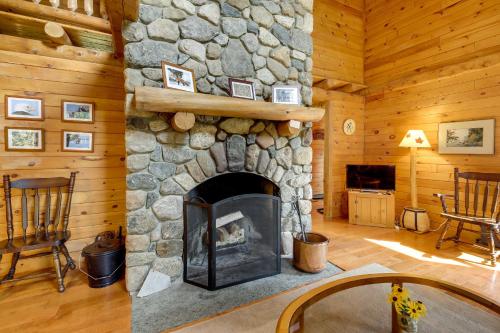 Stellar Wilmington House on 20 Wooded ADK Acres!