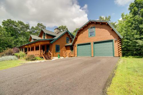 Stellar Wilmington House on 20 Wooded ADK Acres!