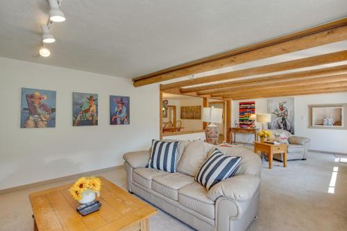 Beautiful Ouray Home with Patio - 3 Mi to Downtown!