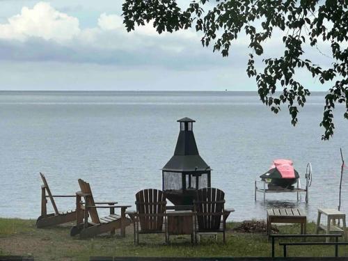 Maison sur la plage in Šambora (QC)