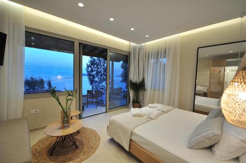 Salty Wave Suites in Skiathos