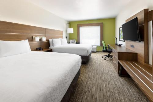 Holiday Inn Express & Suites Oakhurst-Yosemite Park Area, an IHG Hotel