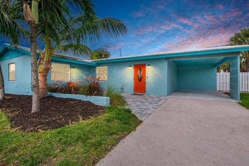 Sun-Kissed Bliss: Dreamy Getaway in Riviera Beach (FL)