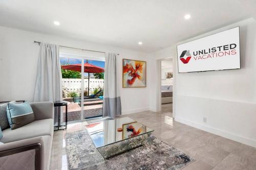 Sun-Kissed Bliss: Dreamy Getaway in Riviera Beach (FL)