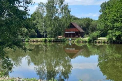 Le Chalet Limousin - Location, gîte - Folles