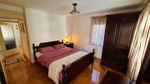 B&B Sarajevo - Piano apartment near Center - FREE GARAGE PARKING - Bed and Breakfast Sarajevo