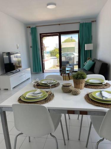 CASA MESANA Nuevo cama King size en playa con AIRE ACONDICIONADO