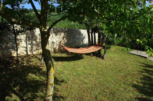 HOUSE VIOLETA in Bartici