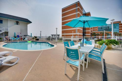 Updated Virginia Beach Studio Steps to the Ocean! - image 6