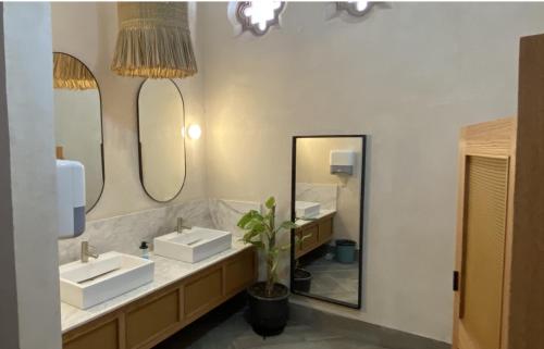 Hotel Camelinas in Apatzingán de la Constitución, Mexico