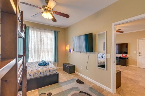 Colorful 1st-Floor Condo Walk to Galveston Beach! - image 5