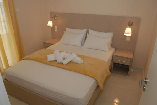 2 bedrooms, 4 beds