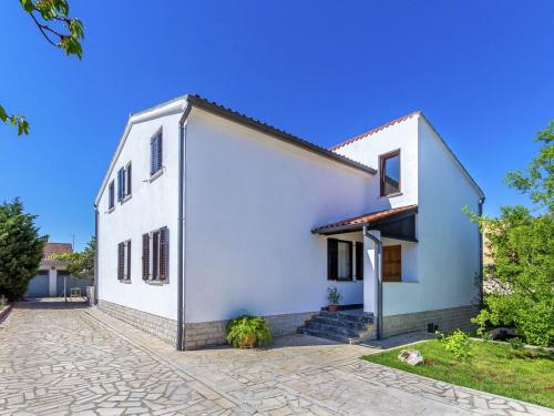 Modern apartment in katari with terrace