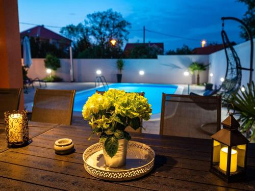 Luxurious Villa in Dalmatia near Sea - Location, gîte - Zaton