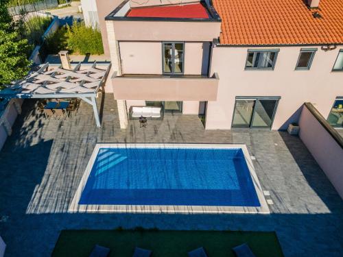 Villa in Valbandon with Private Pool, Valbandon (fotografie 9)