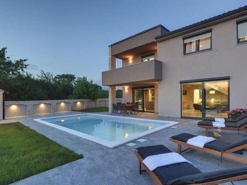 Villa in Valbandon with Private Pool, Valbandon (fotografie 8)