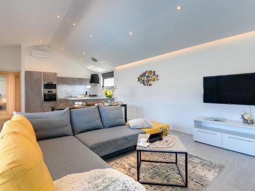 Apartment in Croatia near Scenic Coastline, Valbandon (foto 7)