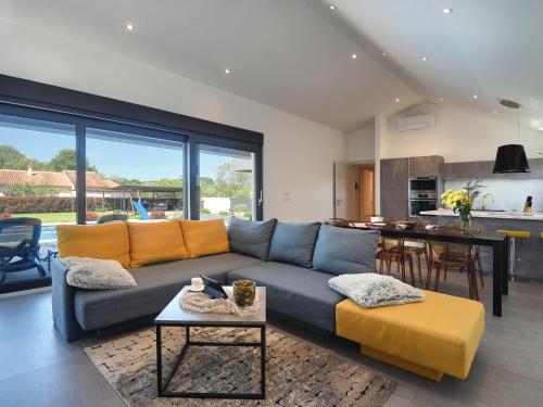 Apartment in Croatia near Scenic Coastline, Valbandon (foto 8)