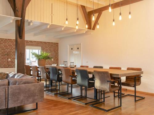  Farmhouse in Netherlands with Hot Tub in Zuna