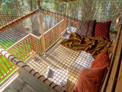 Facilities, Glamping Tent by Lake De Rhederlaag in Lathum