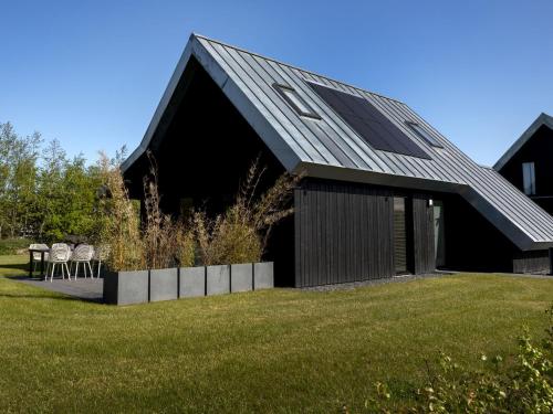  Villa in Friesland with Garden and Terrace in Sint Nicolaasga