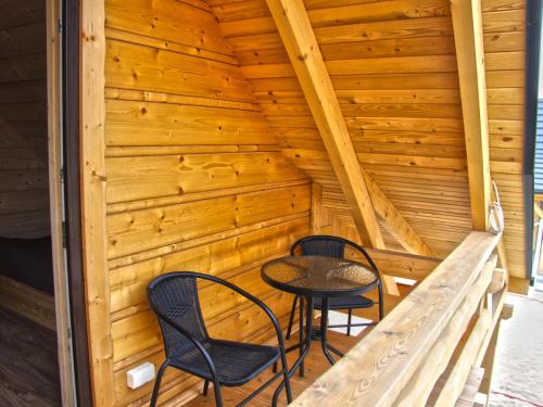 Balkons/terase, Peaceful Retreat by the Lake in Mocki