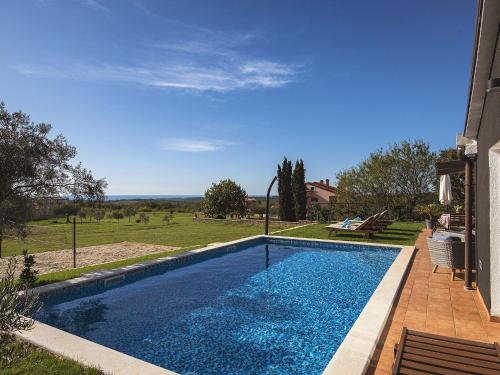 Villa in Rovinj with Pool & Bubble Bath, Rovinjsko Selo (fotografie 10)