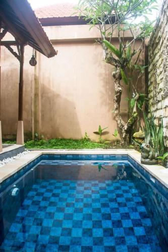 Cheerful 1 bedroom private house with pool in ubud