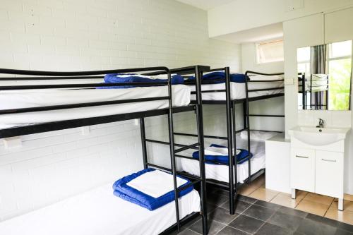 Hoey Moey Backpackers