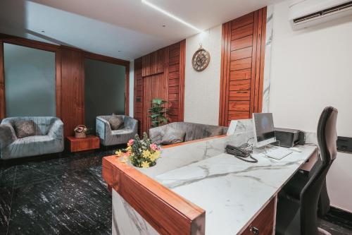 Iekārtas, Fortview Suites in Kasaragod