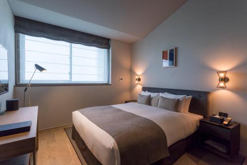 Standard Double Room image 8