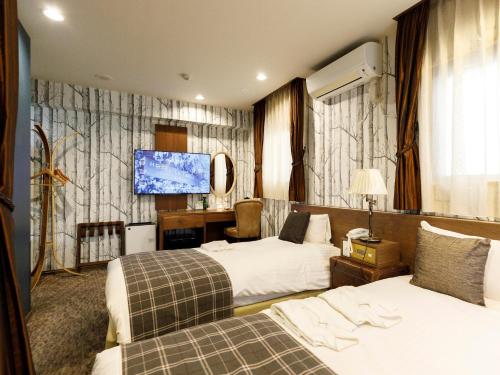 room detail thumbnail 0