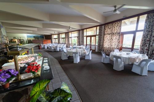 Restorāns, Gooderson Natal Spa Hot Springs and Leisure Resort in Swembad