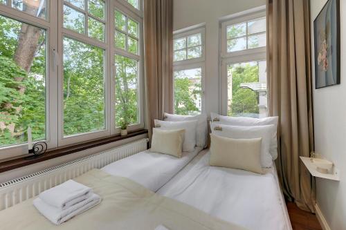 Sopot Chopina Seaside Cozy & Chic by Downtown Apartments - image 5