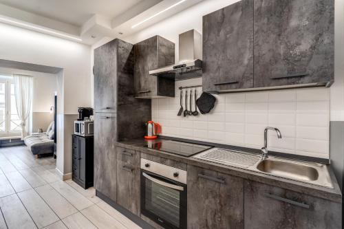 Costaguti36 GuestHouse - image 13