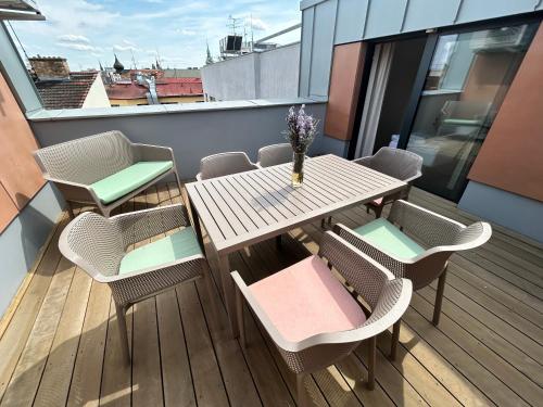 Apartment with Terrace