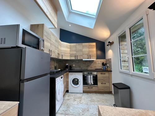 Kitchen, La Chapelle de Monet - Logis Coquelicots in Bois-Jerome-Saint-Ouen