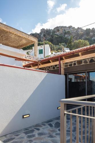 Pavli's House Pavli's House