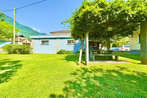  Casa Salogni - Happy Rentals, Ferienwohnung in Maggia TI