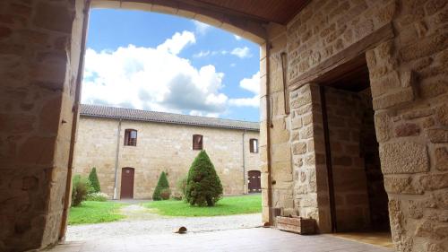 VVF Château sur la Vienne Lac de Vassivière