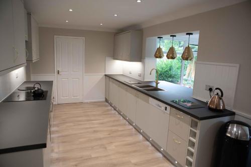 Woodland House - in เลย์แลนด์