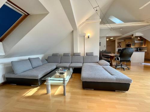 Atemberaubendes Loft mit Pool, 1010 Wien