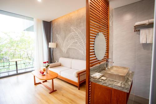 Wyndham Grand Vedana Ninh Binh Resort