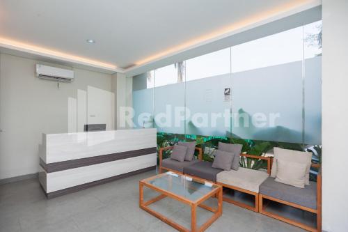 ล็อบบี้, Urbanview Syariah Caseira Citra Raya in จิกูปา