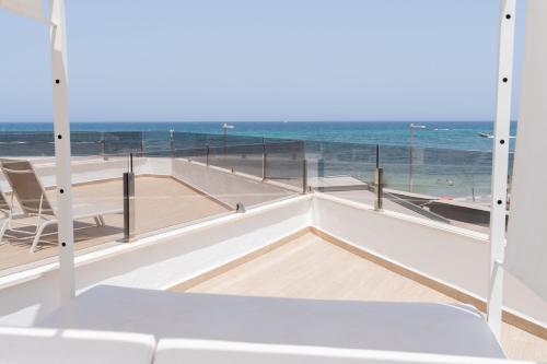 Apartamentos Ses Roquetes - image 3
