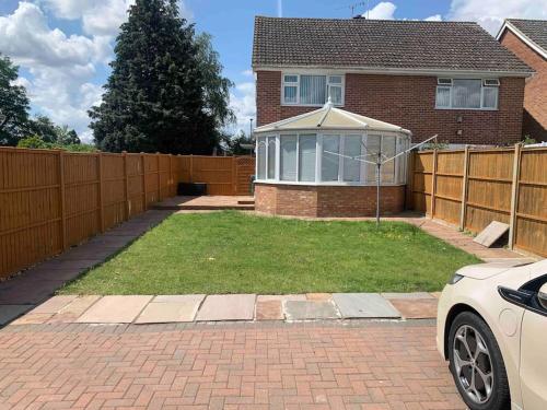 3 Bedrooms spacious house in Calcot , Reading