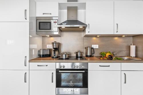 ห้องครัว, Marina Sunset East in โอลเพนิทซ์