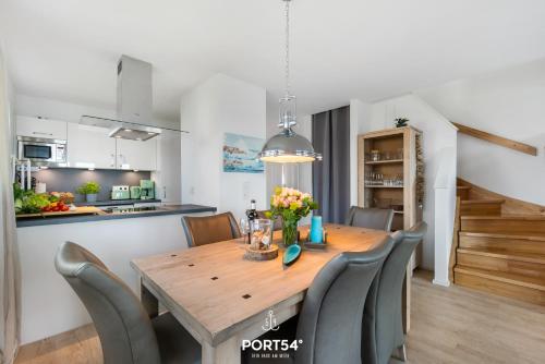 Holiday Home image 5