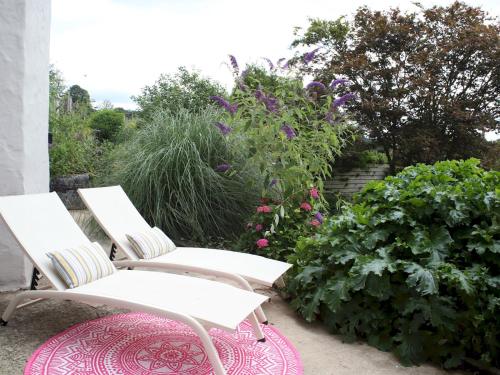 Létesítmények, Garden flat in Carmarthen in Carmarthen Városközpont