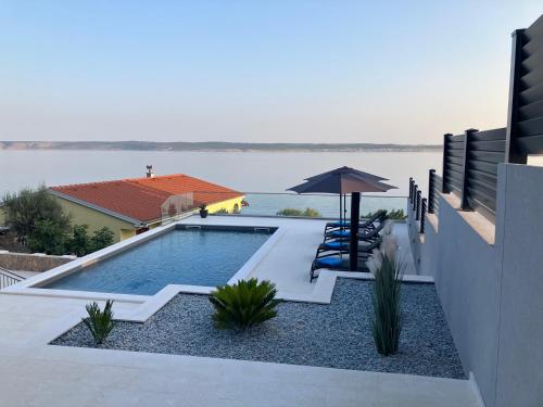 Apartment Lina - Pool and Sea View - Location saisonnière - Starigrad-Paklenica